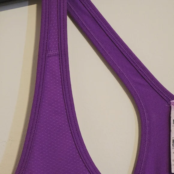 Under Armour HeatGear Purple Racerback Tank Women's M Compression Moisture Wick - Picture 6 of 8